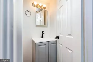 1158 E Slocum St, Philadelphia, PA 19150 - Photo 23