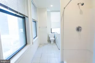 1411-5 Walnut St, Philadelphia, PA 19102 - Photo 27