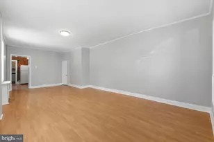 147 Green Ln, Philadelphia, PA 19127 - Photo 3