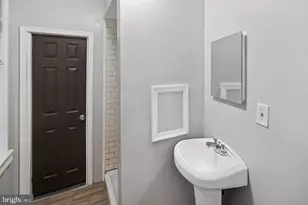 1816 N 26th St, Philadelphia, PA 19121 - Photo 9