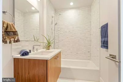 621 S 24th Street #206, Philadelphia, PA 19146 - Photo 13