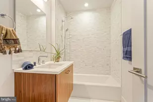 621 S 24th St, Philadelphia, PA 19146 - Photo 13