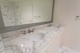 201 N 8th St, Philadelphia, PA 19106 - Photo 21