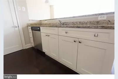 201 N 8th Street #809, Philadelphia, PA 19106 - Photo 9