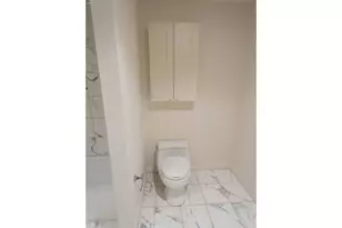 201 N 8th St, Philadelphia, PA 19106 - Photo 19