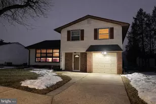 1036 Camas Dr, Philadelphia, PA 19115 - Photo 1