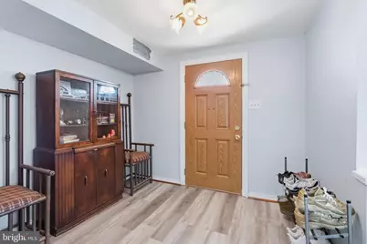1036 Camas Drive, Philadelphia, PA 19115 - Photo 5