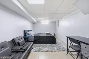 1036 Camas Dr, Philadelphia, PA 19115 - Photo 23