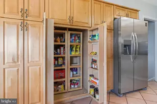 1036 Camas Dr, Philadelphia, PA 19115 - Photo 15