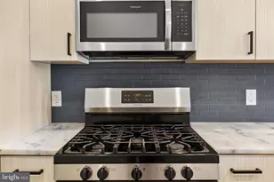 2526 W Girard Ave, Philadelphia, PA 19130 - Photo 9