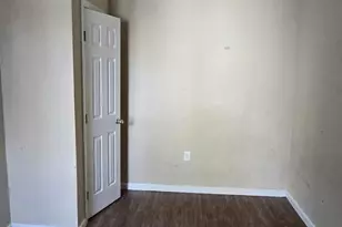 1925 Rowan St, Philadelphia, PA 19140 - Photo 9