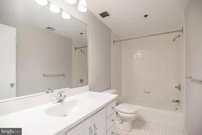 314 N 12th Street #403, Philadelphia, PA 19107 - Photo 9