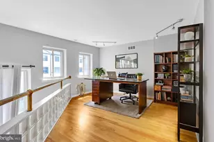 2108 Appletree St, Philadelphia, PA 19103 - Photo 21