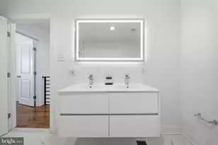 1634 Annin St, Philadelphia, PA 19146 - Photo 21