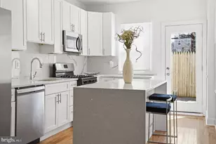 1634 Annin St, Philadelphia, PA 19146 - Photo 7