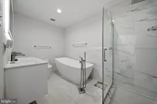 1634 Annin St, Philadelphia, PA 19146 - Photo 15