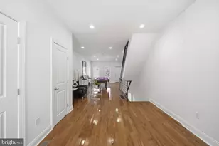 1634 Annin St, Philadelphia, PA 19146 - Photo 9