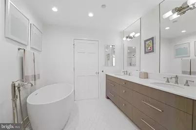 115 Cuthbert Street #H, Philadelphia, PA 19106 - Photo 15