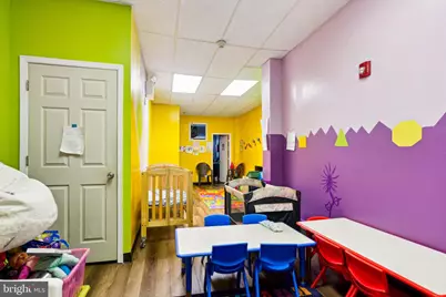 7221 W Passyunk Avenue, Philadelphia, PA 19142 - Photo 9