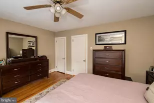 317 Hermitage St, Philadelphia, PA 19128 - Photo 15