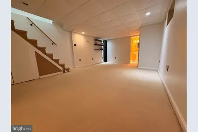 526 Arthur Street, Philadelphia, PA 19111 - Photo 17