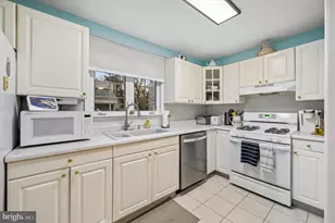 526 Arthur St, Philadelphia, PA 19111 - Photo 7