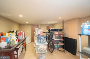 2352 S Lee St, Philadelphia, PA 19148 - Photo 11