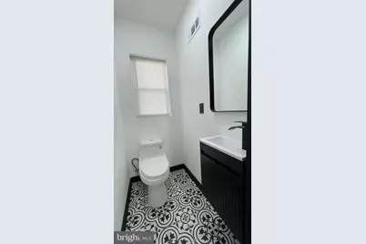 827 W Fisher Avenue, Philadelphia, PA 19141 - Photo 21