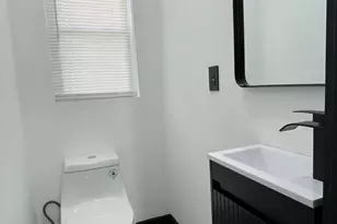 827 W Fisher Ave, Philadelphia, PA 19141 - Photo 21