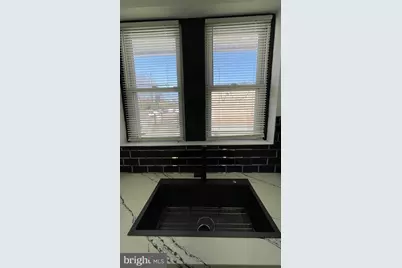 827 W Fisher Avenue, Philadelphia, PA 19141 - Photo 15