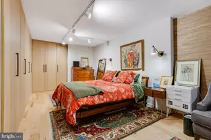 2401 Pennsylvania Ave, Philadelphia, PA 19130 - Photo 15