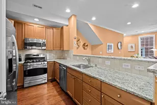 304 Captains Way, Philadelphia, PA 19146 - Photo 11