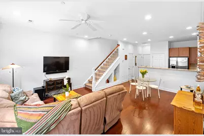 304 Captains Way, Philadelphia, PA 19146 - Photo 5