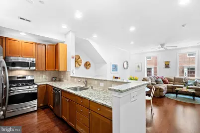 304 Captains Way, Philadelphia, PA 19146 - Photo 17