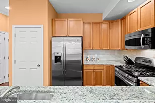 304 Captains Way, Philadelphia, PA 19146 - Photo 15