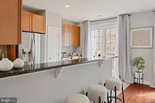 305 Captains Way, Philadelphia, PA 19146 - Photo 15