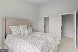 305 Captains Way, Philadelphia, PA 19146 - Photo 39