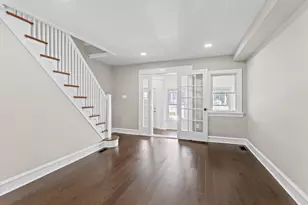 5921 Elsinore St, Philadelphia, PA 19120 - Photo 9