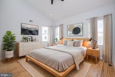 908 N 16th Street #2, Philadelphia, PA 19130 - Photo 5