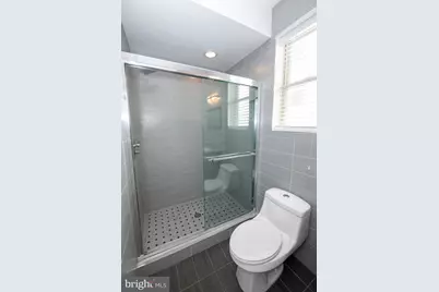 908 N 16th Street #2, Philadelphia, PA 19130 - Photo 41