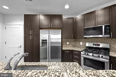 600 S 24th Street #202, Philadelphia, PA 19146 - Photo 9