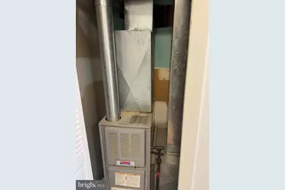 6729 Elmwood Avenue, Philadelphia, PA 19142 - Photo 23