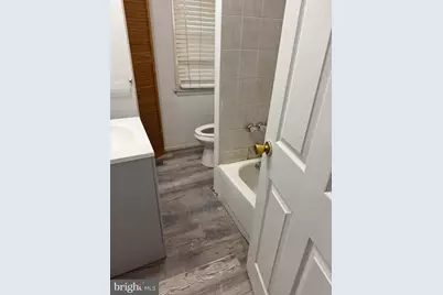 6729 Elmwood Avenue, Philadelphia, PA 19142 - Photo 9