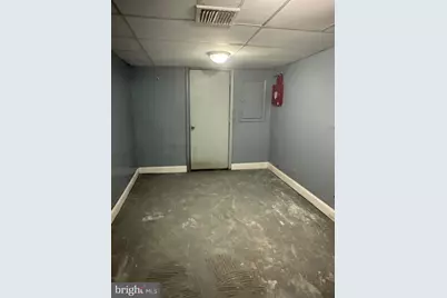 6729 Elmwood Avenue, Philadelphia, PA 19142 - Photo 19