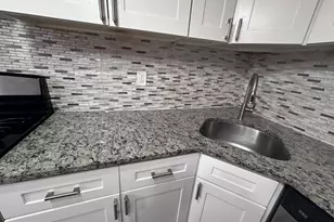 2606 Wharton St, Philadelphia, PA 19146 - Photo 9