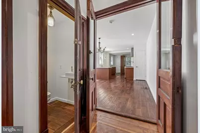 636 N 40th Street, Philadelphia, PA 19104 - Photo 9