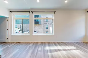 812 N 16th St, Philadelphia, PA 19130 - Photo 3