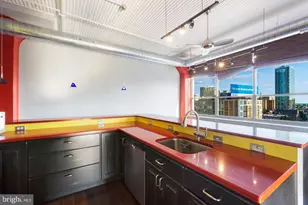 2200 Arch St, Philadelphia, PA 19103 - Photo 3