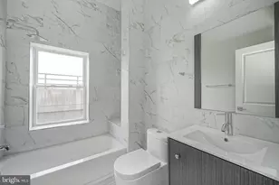 1072 N Front St, Philadelphia, PA 19123 - Photo 7