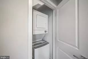 1072 N Front St, Philadelphia, PA 19123 - Photo 13